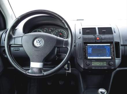 Volkswagen - Polo