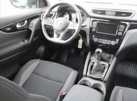 Nissan - Qashqai
