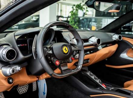 Ferrari - 812 GTS