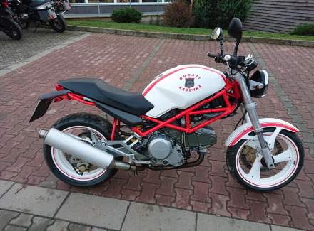 Ducati - Monster 600