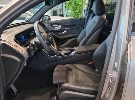 Mercedes-Benz - EQC