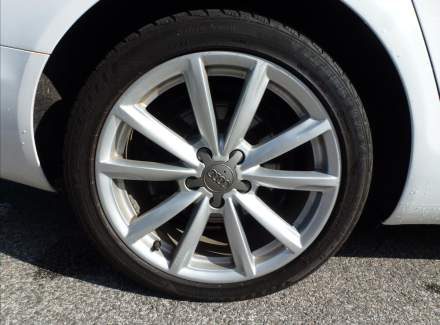 Audi - A6
