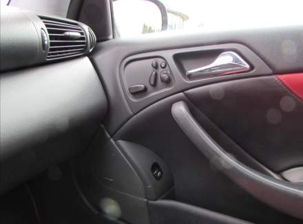 Mercedes-Benz - C-class