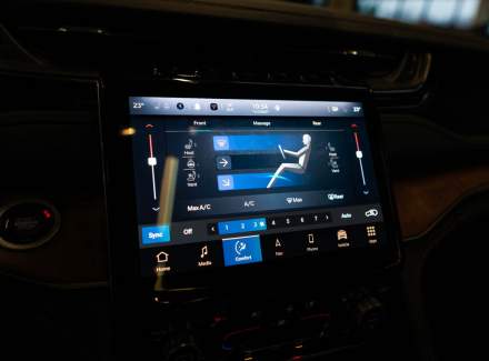 Jeep - Grand Cherokee