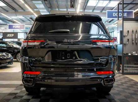 Jeep - Grand Cherokee