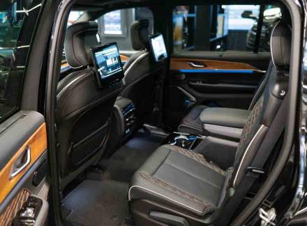 Jeep - Grand Cherokee