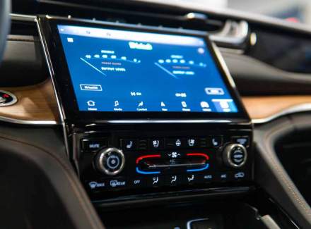 Jeep - Grand Cherokee