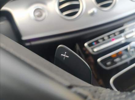 Mercedes-Benz - E-class