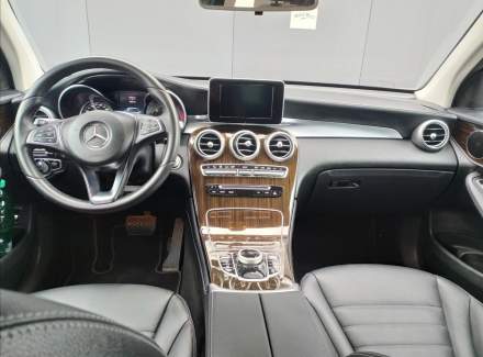 Mercedes-Benz - GLC