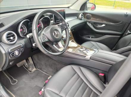 Mercedes-Benz - GLC