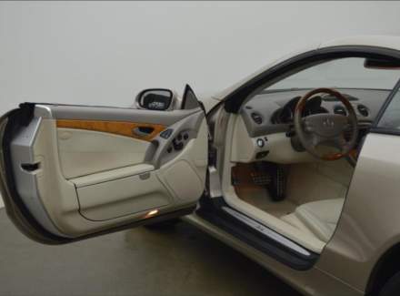 Mercedes-Benz - SL
