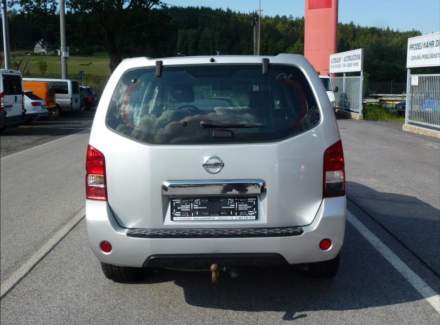 Nissan - Pathfinder