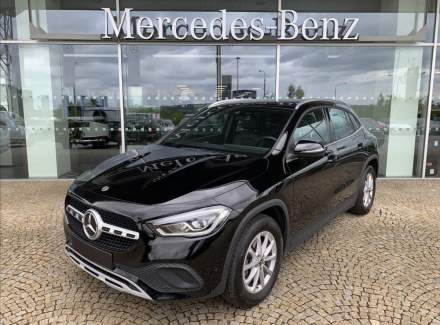 Mercedes-Benz - GLA
