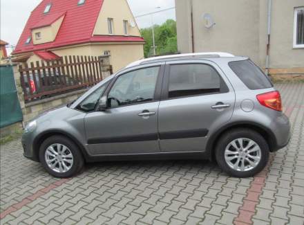 Suzuki - SX4