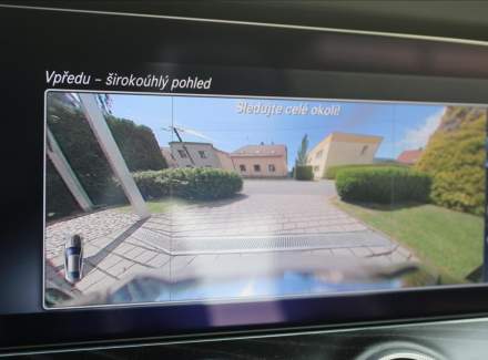 Mercedes-Benz - E-class