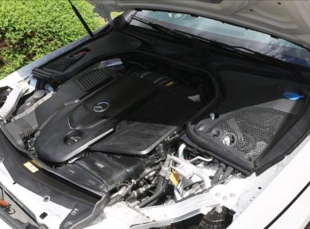 Mercedes-Benz - E-class