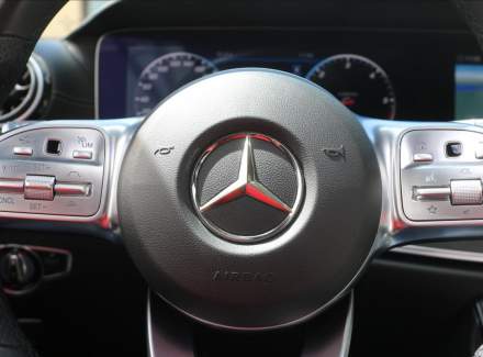 Mercedes-Benz - E-class