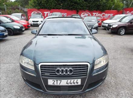 Audi - A8