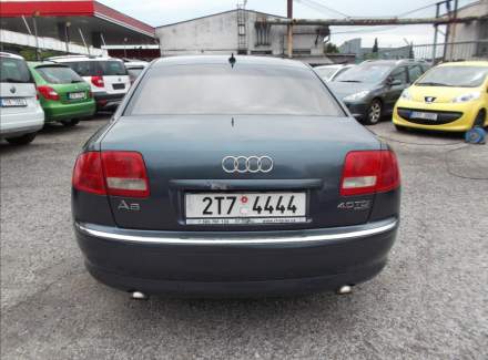 Audi - A8