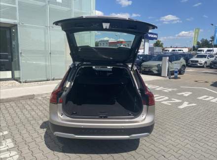Volvo - V90