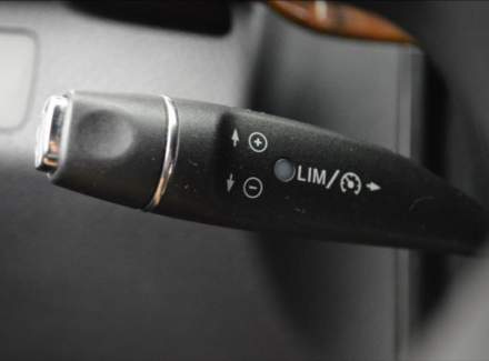 Mercedes-Benz - E-class