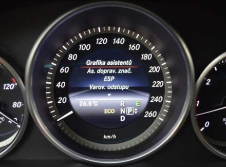 Mercedes-Benz - E-class