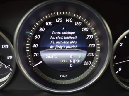 Mercedes-Benz - E-class