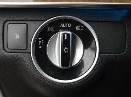 Mercedes-Benz - E-class