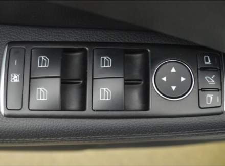 Mercedes-Benz - E-class