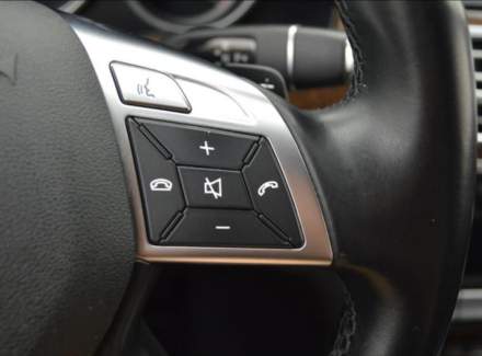 Mercedes-Benz - E-class