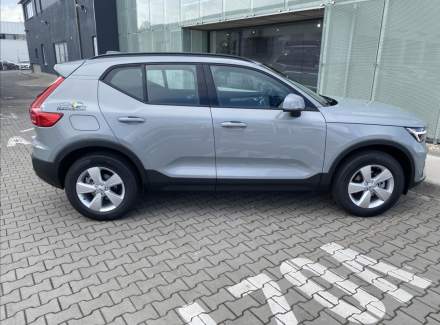 Volvo - XC40