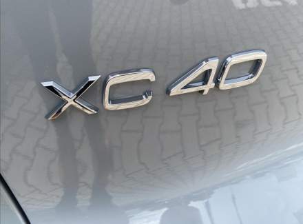 Volvo - XC40