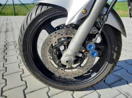 Yamaha - FZS 1000 Fazer