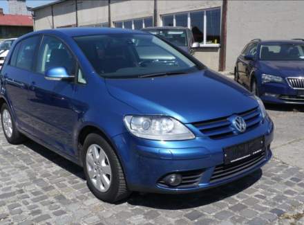 Volkswagen - Golf
