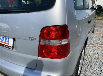 Volkswagen - Touran