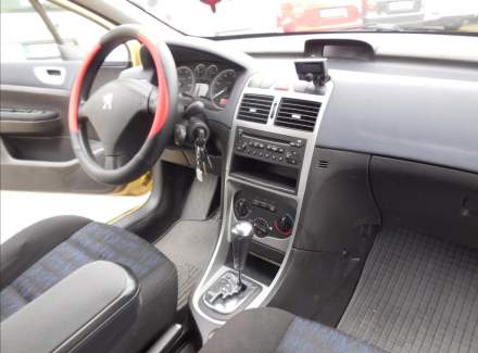Peugeot - 307