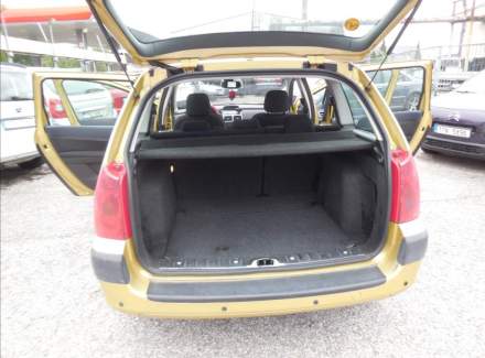 Peugeot - 307