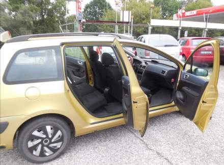 Peugeot - 307
