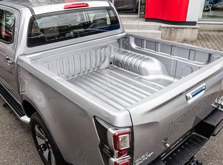 Isuzu - D-Max