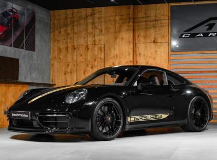 Porsche - 911