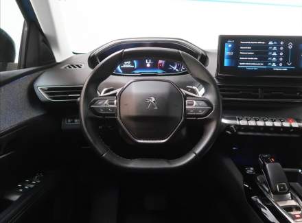 Peugeot - 3008