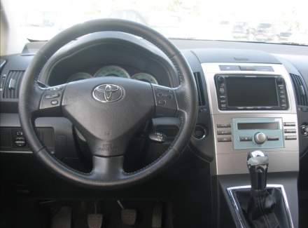 Toyota - Corolla Verso