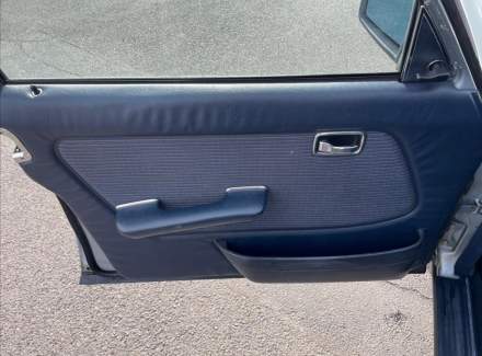 Mercedes-Benz - W123