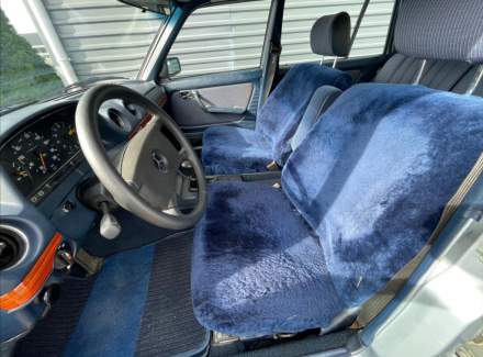 Mercedes-Benz - W123