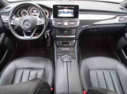 Mercedes-Benz - CLS