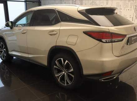 Lexus - RX