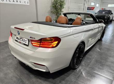 BMW - M4