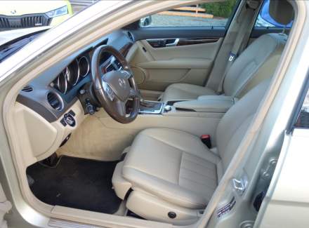 Mercedes-Benz - C-class