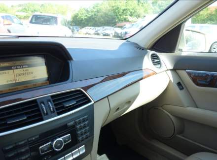 Mercedes-Benz - C-class