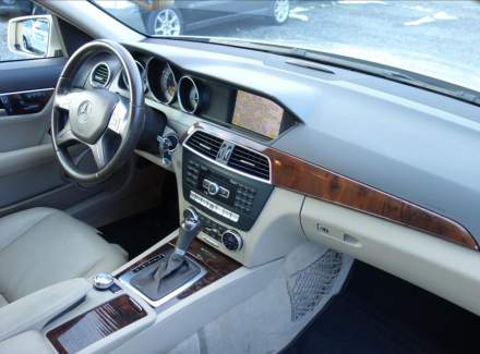 Mercedes-Benz - C-class